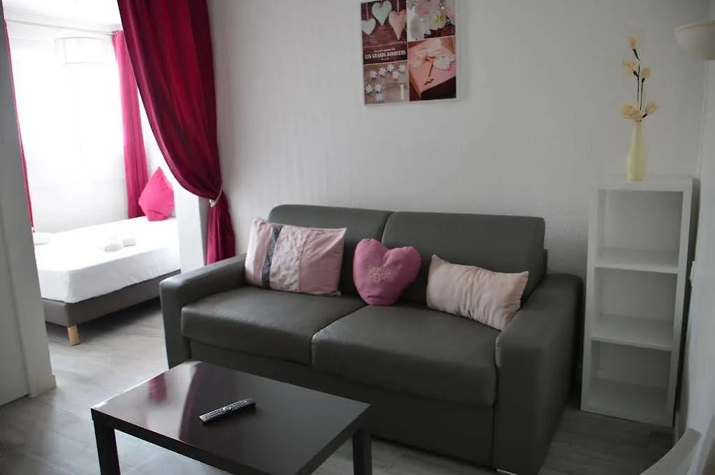 Hotel Le Castelet Saintes-Maries-de-la-Mer 2*,  Francia