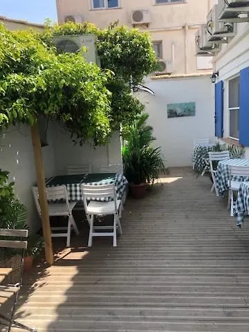 Hotel Le Castelet Saintes-Maries-de-la-Mer