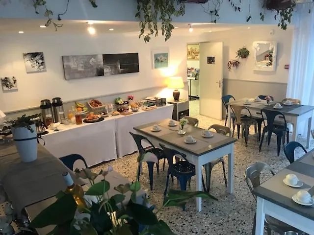 Hotel Le Castelet Saintes-Maries-de-la-Mer