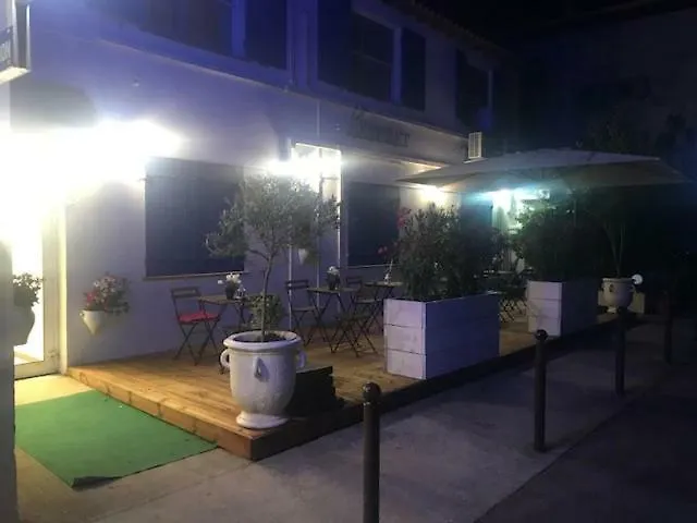 Hotel Le Castelet Saintes-Maries-de-la-Mer